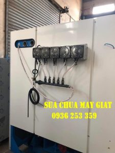 Bơm định lượng hóa chất cho máy giặt công nghiệp – sửa chữa bảo trì cung cấp bơm hóa chất các loại