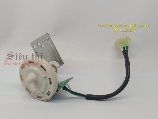 Sửa chữa cung cấp cảm biến mực nước máy giặt công nghiệp