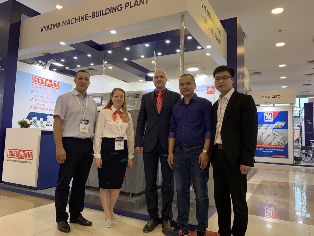 Siêu thị máy giặt công nghiệp và đối tác Châu Âu