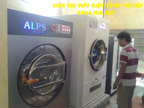 Lắp đặt máy giặt - máy sấy công nghiệp cho tiệm giặt ở Bắc Giang