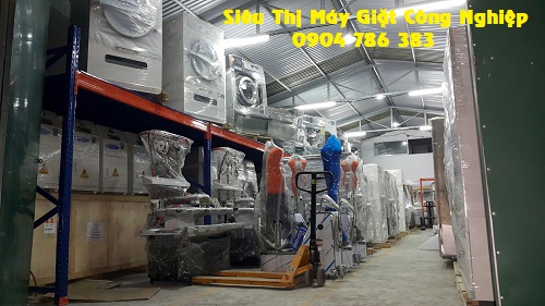 Kho Hàng máy giặt công nghiệp Khu Công Nghiệp Từ Liêm, Hà Nội.