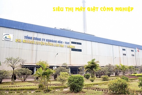 khach-hang-luyen-dong-lao-cai