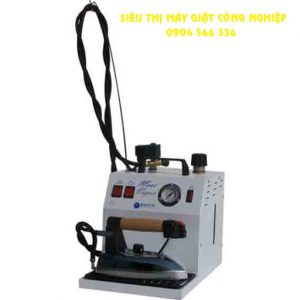 Nồi hơi mini kèm 1 bàn là cầm tay 5L màu trắng Malkan BF04PC