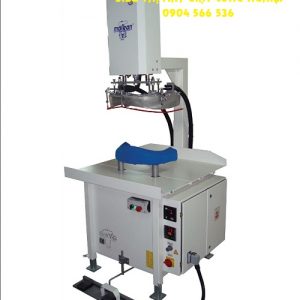 Cầu là dập hoàn thiện đường may của áo tích hợp hút chân không MalKan BOSD