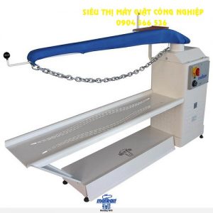 Bàn Ủi Tích Hợp Hệ Thống Chân Không Và Thổi Khí Malkan UP22XPV