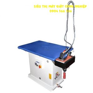 Cầu là không gia nhiệt tích hợp hút chân không nồi hơi và 1 bàn là cầm tay Malkan UP5021